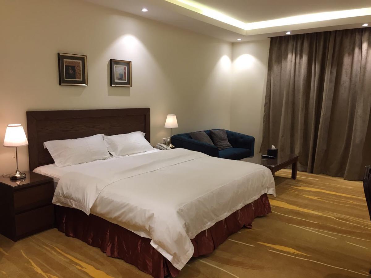 Asfar Plaza Aparthotel Αλ Κομπάρ Εξωτερικό φωτογραφία