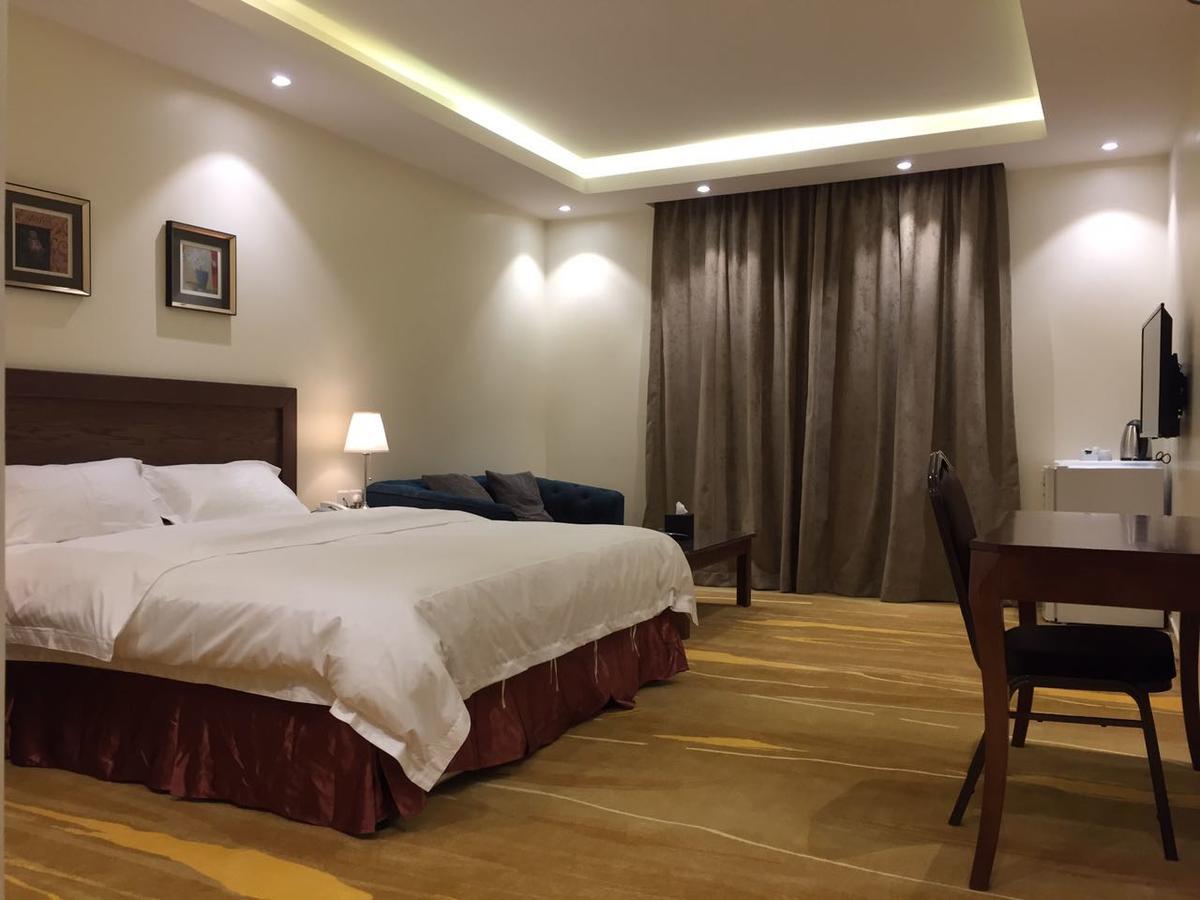 Asfar Plaza Aparthotel Αλ Κομπάρ Εξωτερικό φωτογραφία
